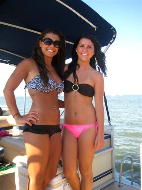 A woman lost her husband and their two children. Two hotties on a boat Porn Photo - EPORNER