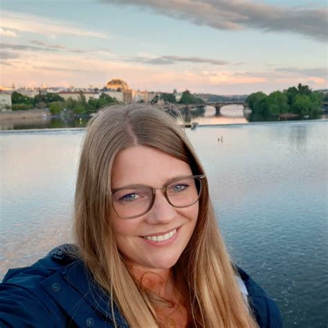 Wir freuen uns auf sie! Franziska Horn - Fachleiterin Finanzierung - Sparda-Bank ...