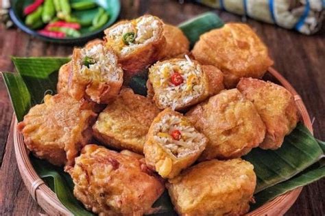 Jadi gak ada salahnya dong menyantap camilan manis dari labu kuning saat berbuka nanti? Resep Camilan dari Tahu Kuning