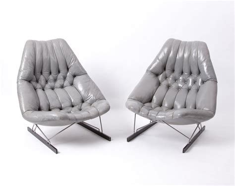 Maybe you would like to learn more about one of these? For sale: Geoffrey Harcourt grey leather lounge chairs | # ...