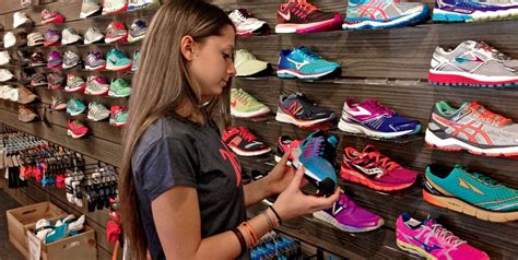 Shoes (5) refine by product type: Cross Country Running Shoes - 7 Things High School Runners ...