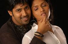 sunaina tamil kissing actress