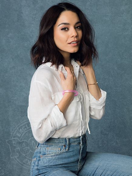 The actor decided to cut her long, curly hair into a short, sleek lob. Vanessa Hudgens Opens Up About Losing Her Father : People.com
