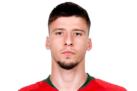 Ruben dias ruben dias portugal gif. Ruben Dias Man City Png : Liverpool Vs Manchester City ...