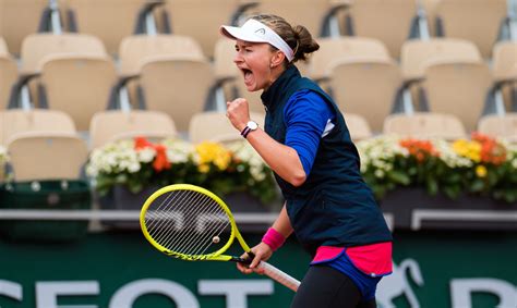 Jmenuji se barbora krejčíková a jsem profesionální česká tenistka. Barbora Krejčíková, French Open 2020 (IHNED.cz)