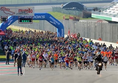 Al termine della nona gara del mondiale 2020 di formula 1 rivoluzionata da incidenti e penalità il. Mugello Gp Run, i podisti correranno nel famoso autodromo ...