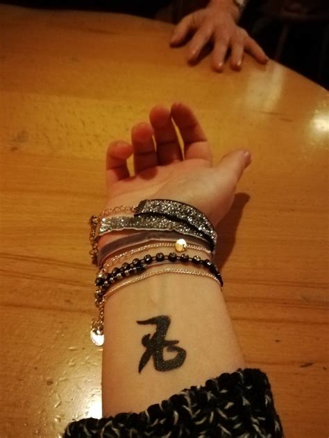 Rune tattoos that you can filter by style, body part and size, and order by date or score. Shadowhunters runes Self made | Shadowhunters, Runes, Tattoos