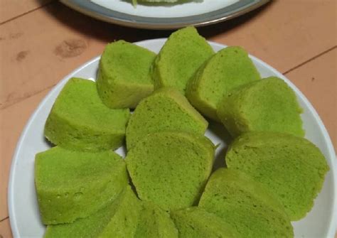 Di jamin cara membuatnya lebih mudah, bahannya murah dan rasanya enak. Resep Kue Bolu Pandan Menggunakan Takaran Sendok / Resep ...