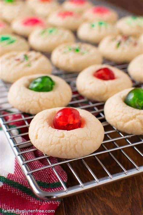 You can replace up to 25% of the total amount of flour used in the recipe with cornstarch. Canada Cornstarch Shortbread Cookies - Whipped Shortbread ...