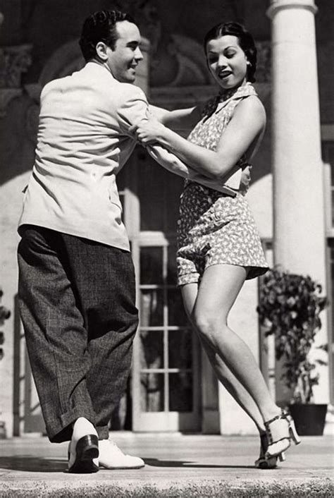 Swingers, couples, young couple, swinger amateur. A gorgeous young couple Lindy Hop in 1935. #vintagephoto # ...