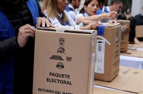 Elecciones ecuador 2021, conoce aquí el lugar dónde tendrán que acudir a votar, así como ubicación exacta y la ruta para llegar hasta el sitio en el gobierno de ecuador dispuso un horario de sufragio de acuerdo al último dígito del número de cédula: ¿Dónde votaré? EXTRA te despeja todas las dudas en torno a ...