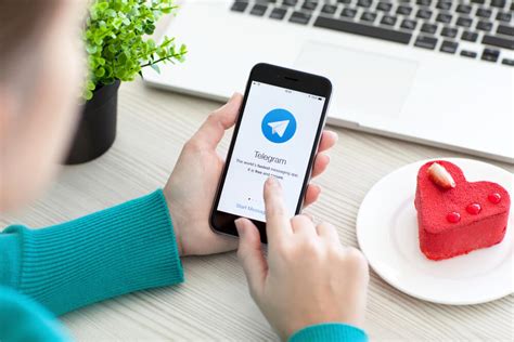Telegram apps are standalone, so you don't need to keep your phone connected. Ten Telegram Channels for Learning English - ForumDaily