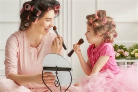 Guía de regalos para consentir a las mamás 'beauty' que aman cuidarse | Nueva Mujer