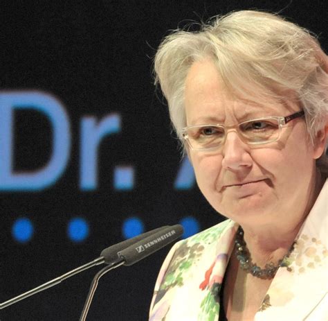 Check spelling or type a new query. Das neue Leben von Annette Schavan im Vatikan - WELT