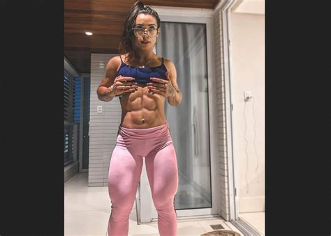 There are no guarantees of specific results and results may vary. Muscle Growth, Female Muscle Growth With Two Top Workout ...