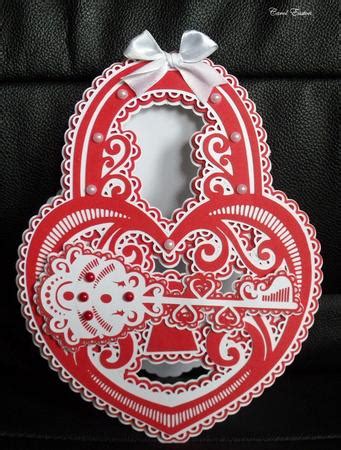 However, be aware that items you put a locked chest with a hopper will drop out when you unlock it. Heart Lock & Key Card - CUP695213_596 | Craftsuprint