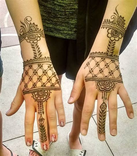 #mehendi beautiful peacock heena mehendi design for hand inspire by mehendi by vibha gala. Mandhi Desgined - Pin by Suhail Ahmed on Henna design ...