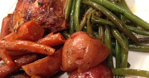 In a medium bowl, stir together tomato paste, vinegar, honey, garlic, soy sauce, chicken broth and corn starch. A Recipe is Likened...: Slow Cooker Honey Garlic Chicken ...