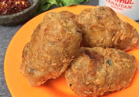 Makanan ini merupakan adaptasi dari frikadeller, kroket. Cara Membuat Perkedel Kentang Dg Dikukusg - Cara Membuat ...