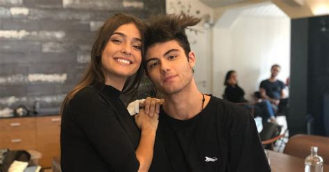 Angie costa é uma das youtubers portuguesas mais famosas e não escapou à cadeira da angie costa e vadim dançam «cha cha cha» ao som da música «señorita» de shawn mendes e camila. "Barman do Amor": as revelações de Windoh e Angie Costa ...