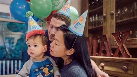 Join facebook to connect with mark zuckerberg and others you may know. Süßes Birthday-Girl: Mark Zuckerbergs Töchterchen 1 Jahr ...