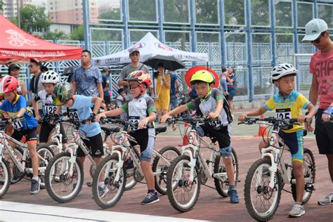 But for those that are in the know, hong kong is a also a great place to admire from a bike seat: HONG KONG FUTURE CYCLISTS RACE SERIES - SERIES 2 | INVIS CYCLING