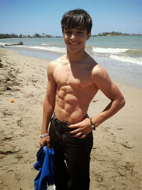 Alibaba.com offers 253,481 kid abs products. shirtless-young-sixpack-boy-black-jeans-bulge-beach ...