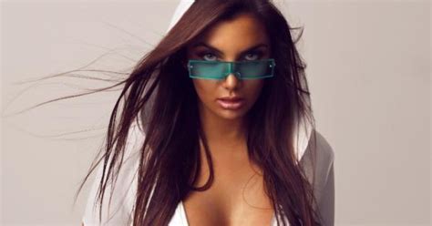 The song finished 21st on the fifth night. Il testo di Elettra Lamborghini per Sanremo 2020: Musica ...