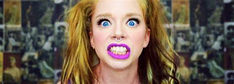 There are many gif makers that help you to instantly. grav3yardgirl on Tumblr