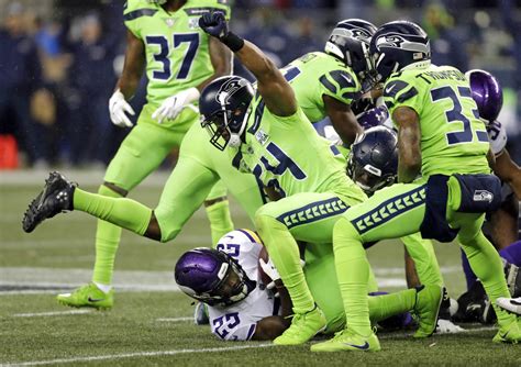 The 2021 nfl regular season schedule is set to be released on wednesday, may 12th at 8 pm et/5 pm pt. NFL reveals Seahawks' 2019 regular-season schedule