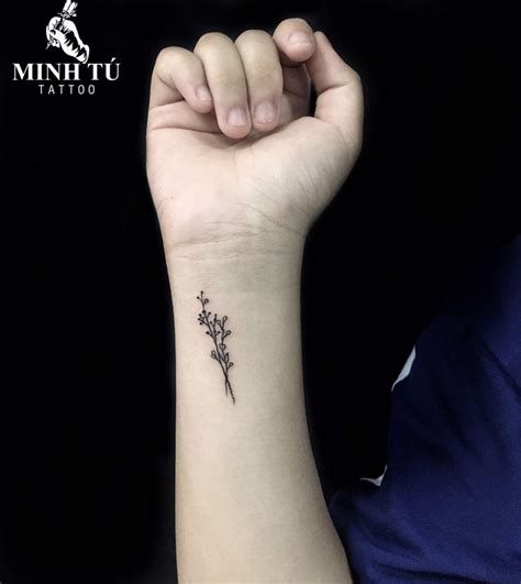 Hình xăm mini ở ngón tay. Hình xăm hoa mini, tattoo for girl, tattoo for mens ...