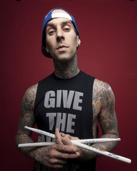 Travis barker was raised in a poverty stricken neighborhood in fontana, california by parents randy and gloria barker. Travis Barker Famous Natural Artist Series Drumsticks | Beatit.tv