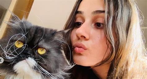 They have two brothers instagram: Sevda Erginci is very happy with her cute cat