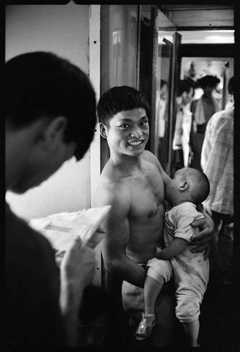In this period, thousand of qigong schools and academies begin to proliferate. 26 Amazing Candid Photographs That Capture Chinese People ...