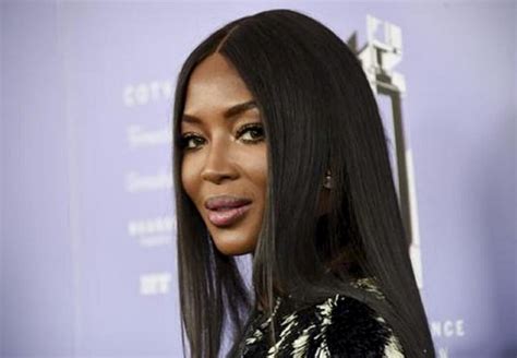 L'imprenditore, nella giornata del 4 giugno, ha avuto un malore. Naomi Campbell: età, altezza, fisico, oggi, Flavio ...