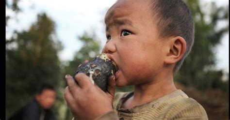 Kamu ingin gambar anime sedih nangis untuk menggambarkan. BLOG USANG:  sedih  Kehidupan Mangsa Gempa Di Yunnan ...