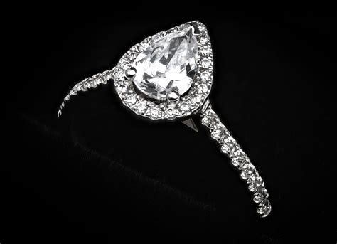 1ct pear halo engagement ring | Pear engagement ring, Engagement ring ...