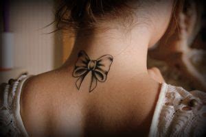 Visualizza altre idee su tatuaggi, idee per tatuaggi, tatuaggi piccoli. Tatuaggi piccoli sul Collo: idee e immagini