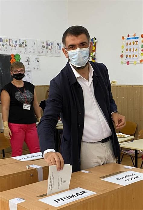 Apakah kamu mau mencari bacaan tentang nu vot namun belum ketemu? Cazanciuc, mesaj după vot: Nu vrem să fim doar spectatori ...