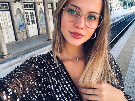 Margarida corceiro, better known as magui corceiro (born october 26, 2002), is a portuguese actress, influencer and model who gained popularity when she started a relationship with football player joão félix. João Félix revela finalmente atração por atriz da TVI ...