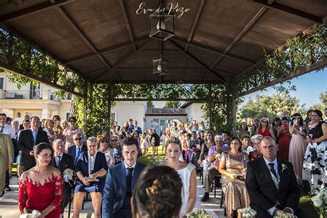 Mil gracias a los encantadores iván y laura a quienes tuvimos el inmenso placer de fotografiar su boda en la increíble finca la montaña en aranjuez. Boda-Finca-La-Montaña-Aranjuez-Eva-del-Pozo14 - Eva del ...