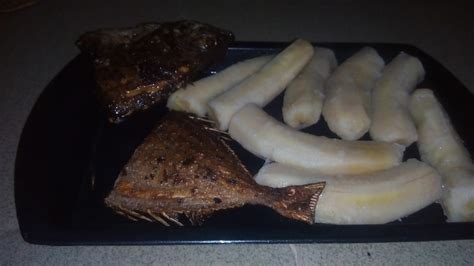 Ndizi is the swahili word for plantains. NDIZI NA SAMAKI(BOILED GREEN BANANA AND FRIED FISHES ...