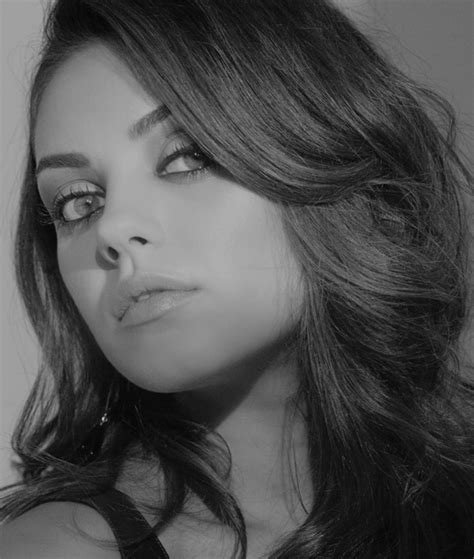 Mila Kunis b & w portrait / closeup | Celebrity beauty ...