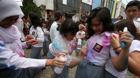 Anak sekolah hamil sebelum melahirkan di nikahkan. Kelulusan Sma | Foto Bugil Bokep 2017