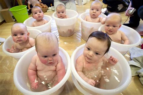 Can be used in regular bathroom tubs or on counters or tables (they can even be used outside). Seven tubs for seven bubs: How the latest in child ...