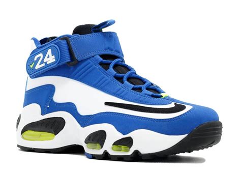 At the time, griffey's father had just completed his first minor league season in the cincinnati reds farm system. Nike Air Griffey Max 1 Volt White Royal Varsity Black ...