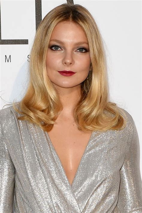 Honey Blonde Hair Color | Galhairs
