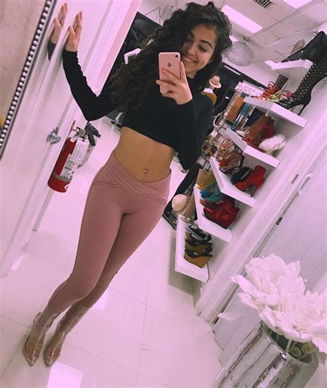 Malu trevejo was born in havana, cuba, but later moved to madrid, spain, along with her parents. Pin by Stars Universe on MALU TREVEJO | Rich kids, Outfit ...