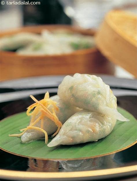 Lift one side of the edge and start to pleat. Vegetable Dim Sum / Hong Kong S Best Dim Sum Cnn Travel ...