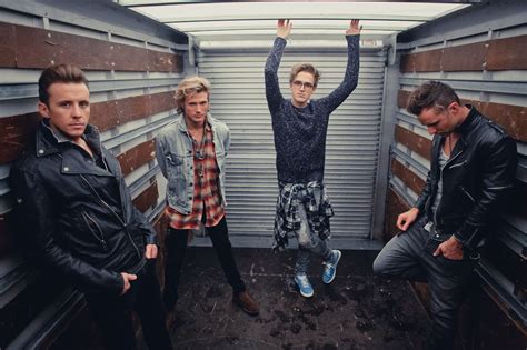 Página criada pras galaxy defenders. McFly shoot #2. | Mcfly, The incredibles, Tom fletcher